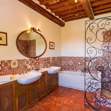 Podere A La Fi Villa