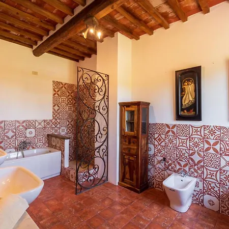 Podere A La Fi Villa